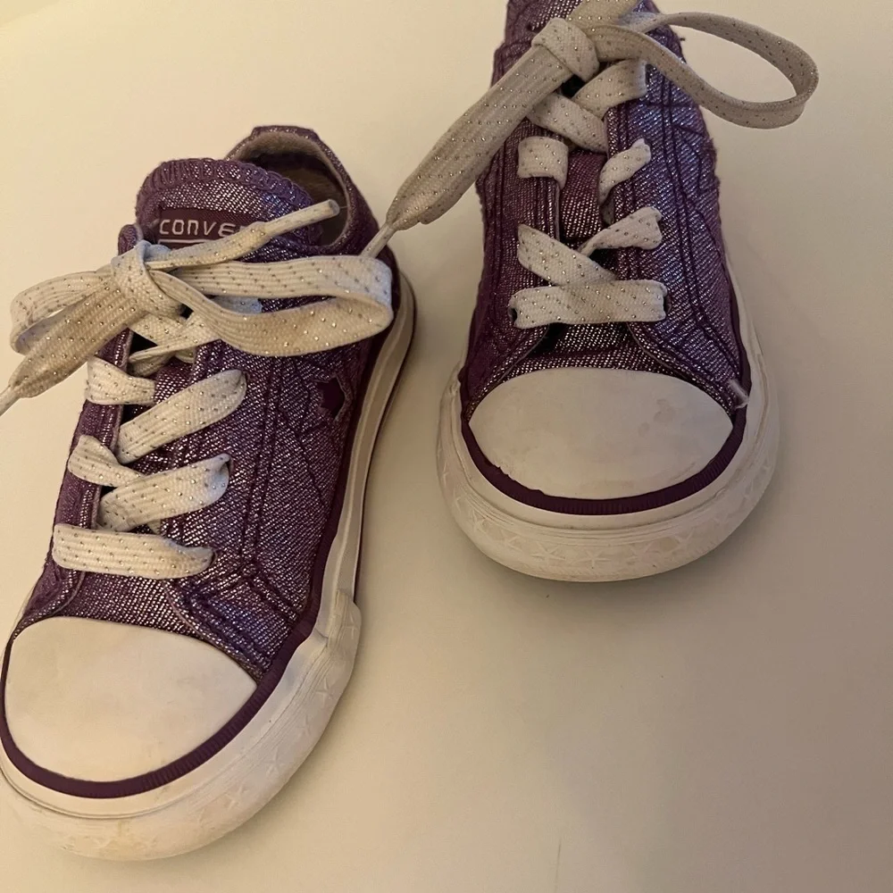CONVERSE ONE STAR PURPLE GLITTER, SILVER SPECKLED STRINGS SNEAKERS INFANTS 6